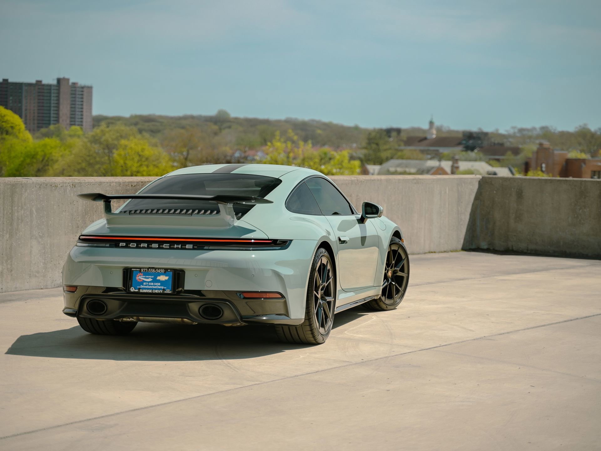 Used 2025 Porsche 911 Carrera RWD image 17