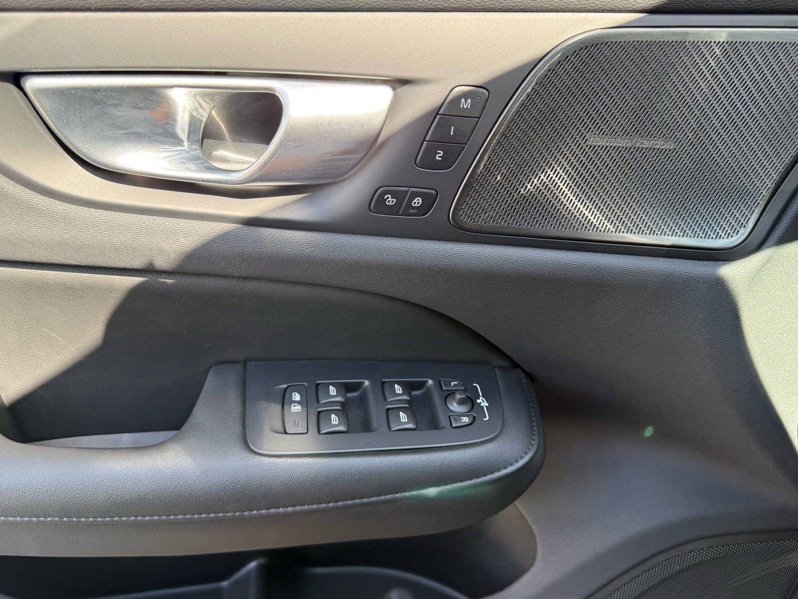 Used 2024 Volvo S60 T8 Plus w/ Climate Package image 44