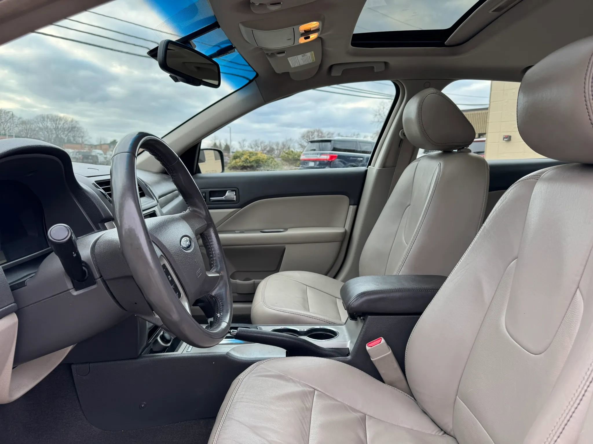 Used 2011 Ford Fusion Hybrid w/ 502A Rapid Spec Order Code image 20