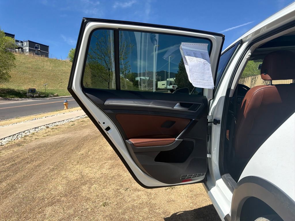 Used 2017 Volkswagen Golf Alltrack SE image 19