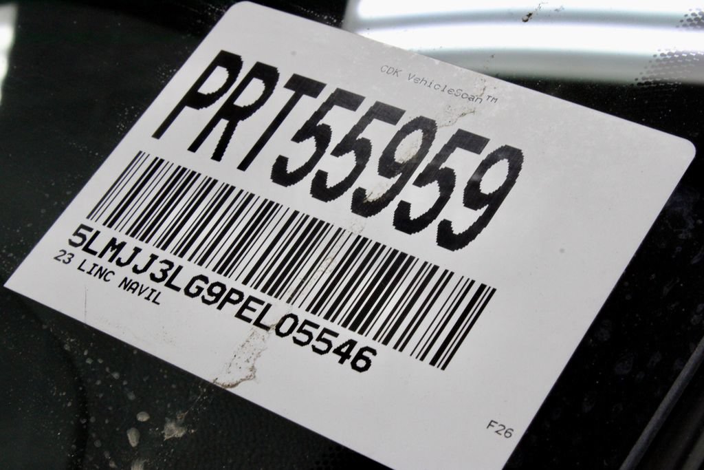 Used 2023 Lincoln Navigator L Reserve AWD/4WD image 36