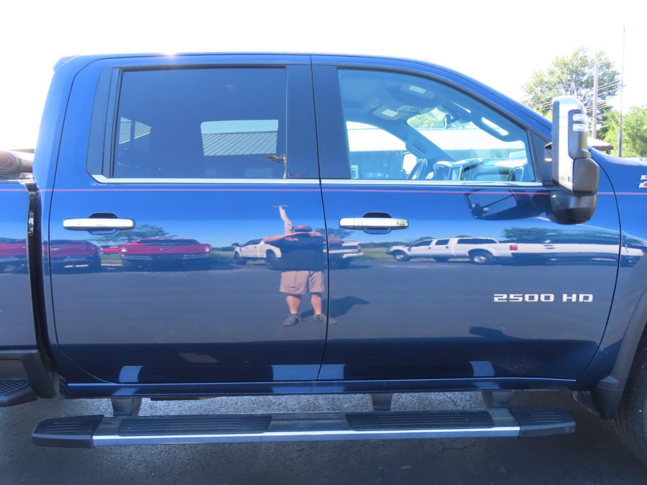 Used 2020 Chevrolet Silverado 2500 LTZ w/ LTZ Plus Package AWD/4WD image 24
