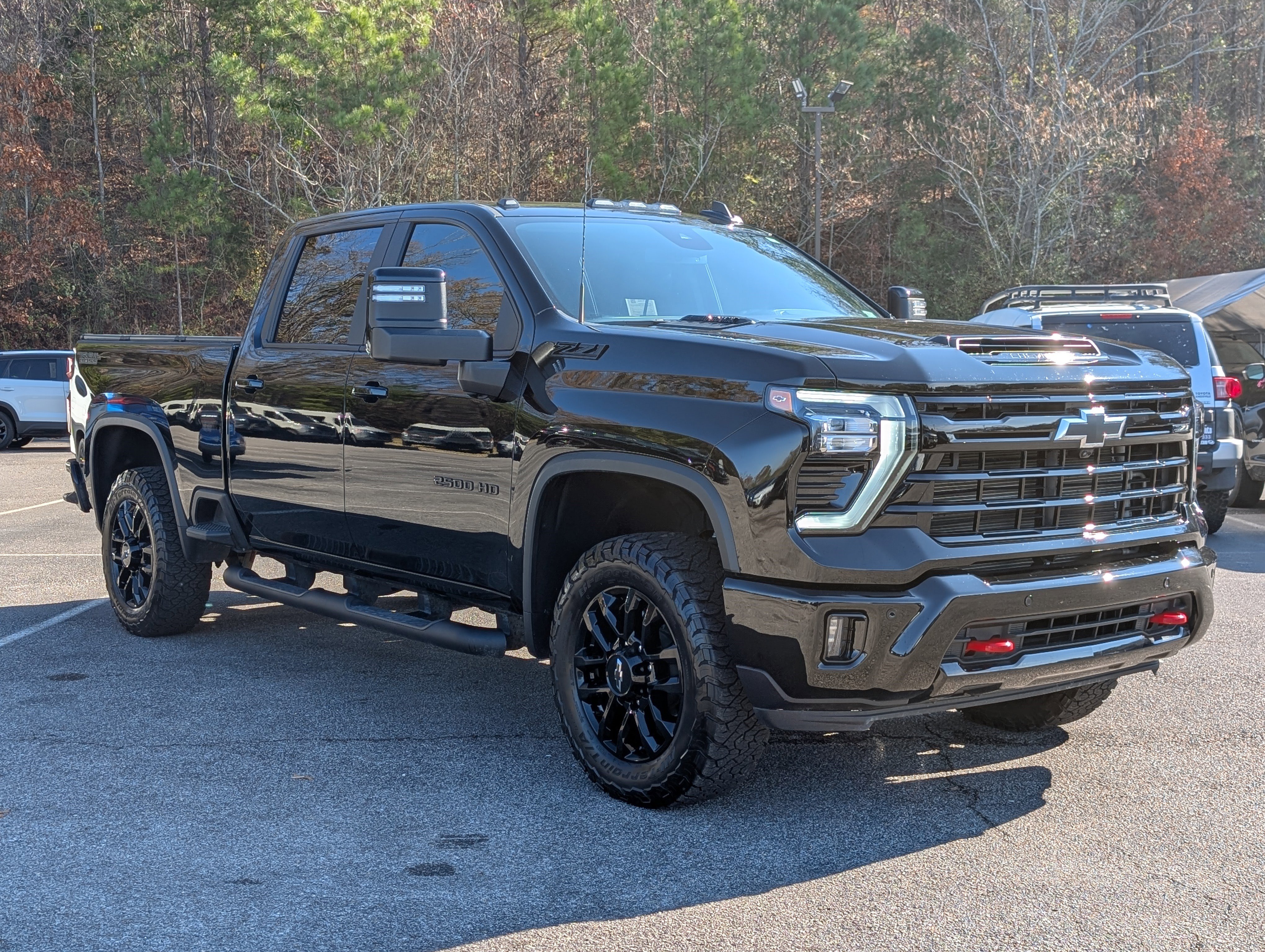Used 2025 Chevrolet Silverado 2500 LT w/ Trail Boss Package AWD/4WD image 11