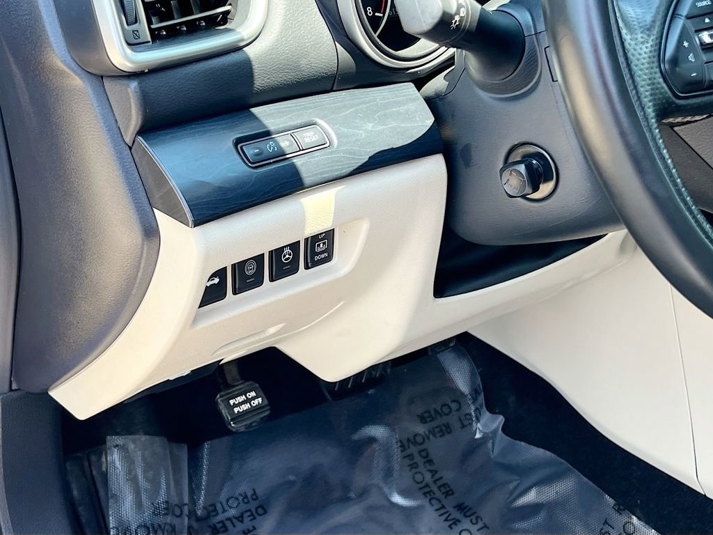 Used 2023 Nissan Maxima Platinum w/ Sport Mat Group image 10