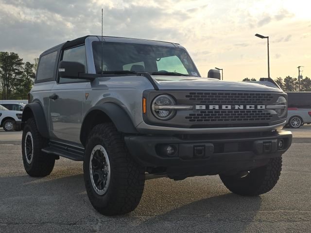 Used 2023 Ford Bronco Badlands image 7