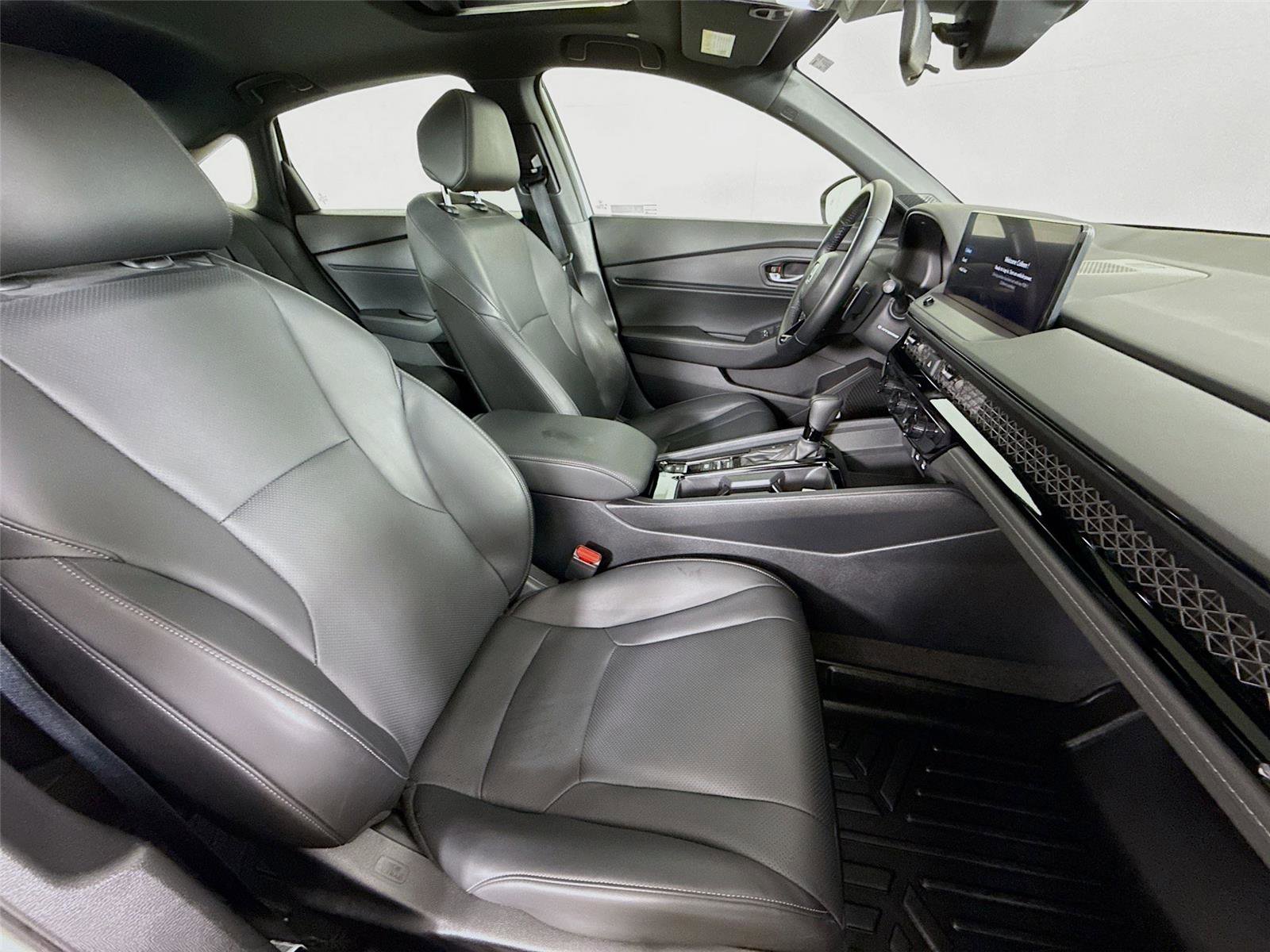 Used 2023 Honda Accord Sport image 28