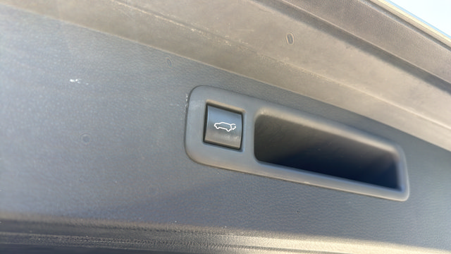 Used 2023 Toyota Highlander XSE AWD/4WD image 10