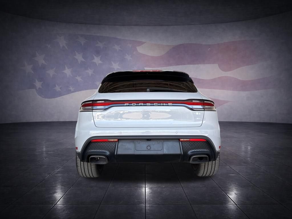 Used 2024 Porsche Macan Turbo AWD/4WD image 4
