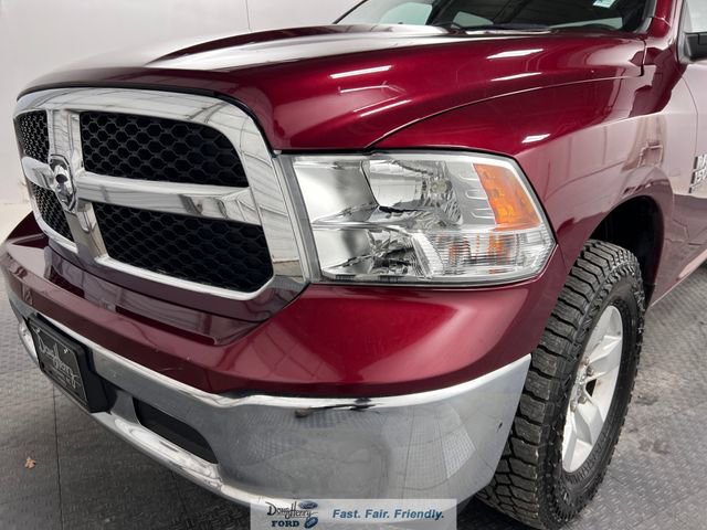 Used 2021 RAM 1500 Classic SLT image 10