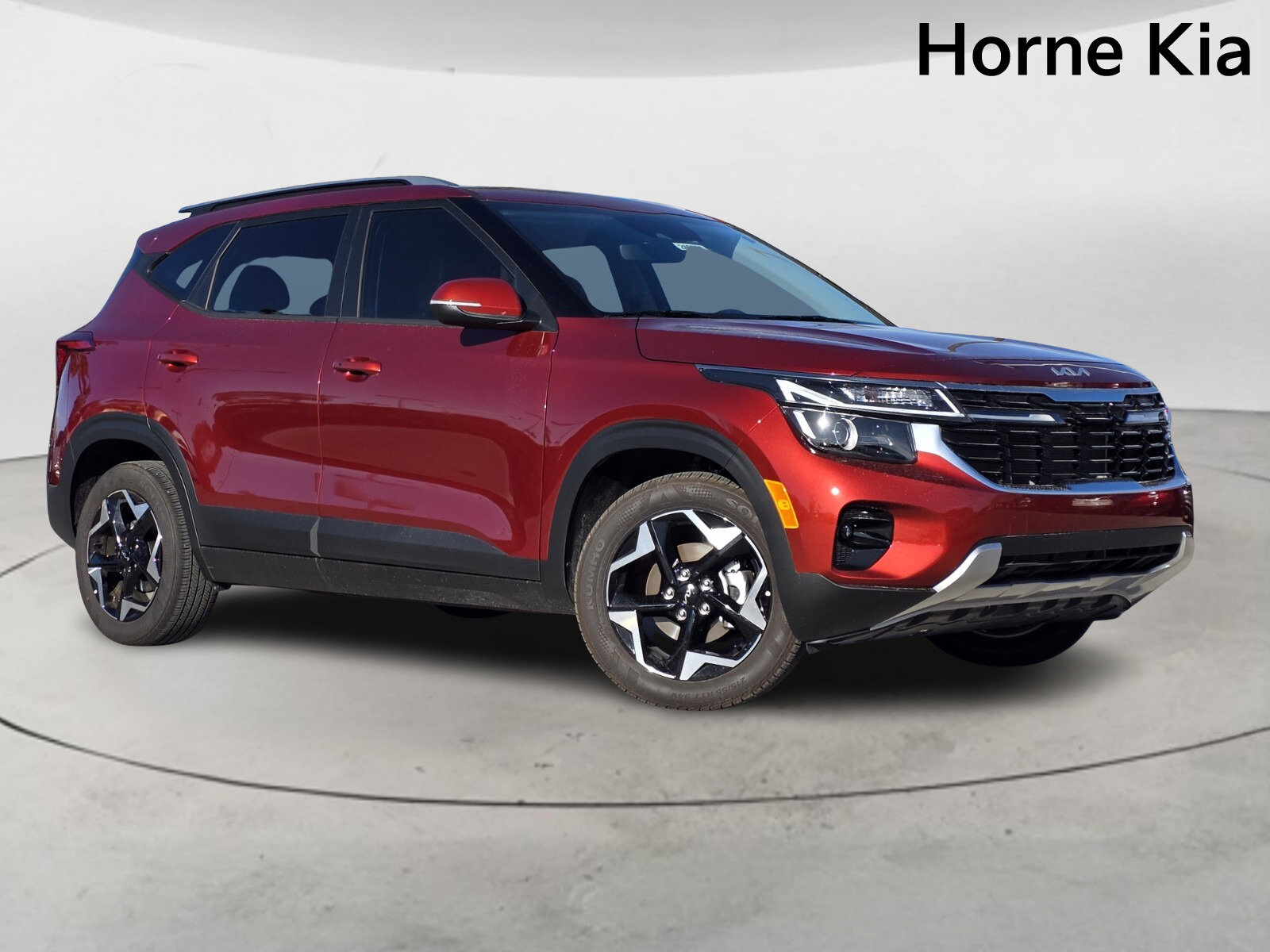 New 2026 Kia Seltos S image 2