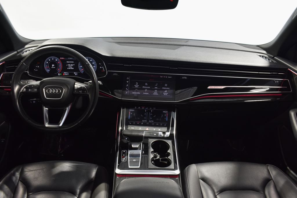 Used 2019 Audi Q8 Premium Plus w/ Premium Plus image 13
