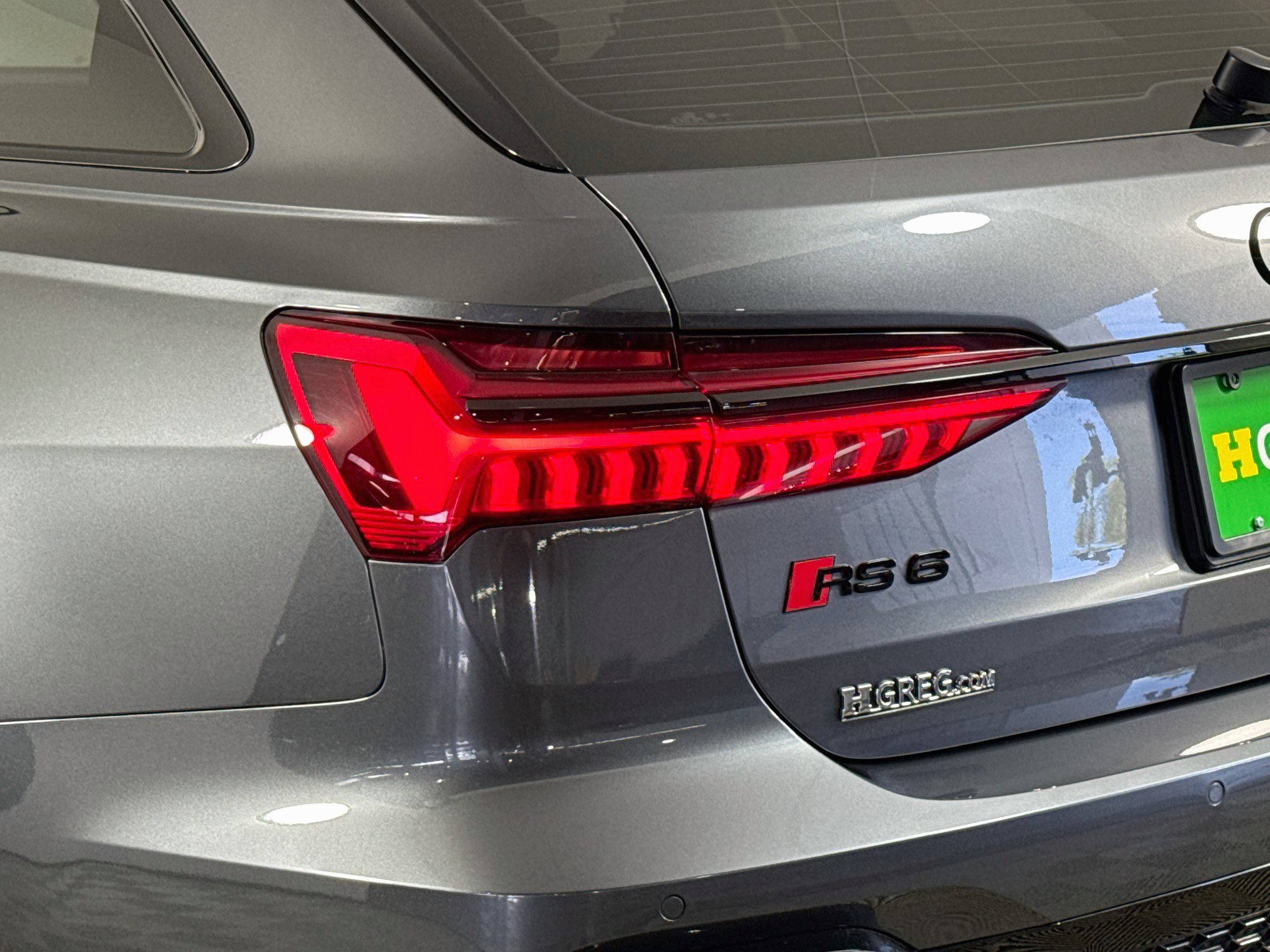 Used 2022 Audi RS 6 w/ Executive Package AWD/4WD image 36