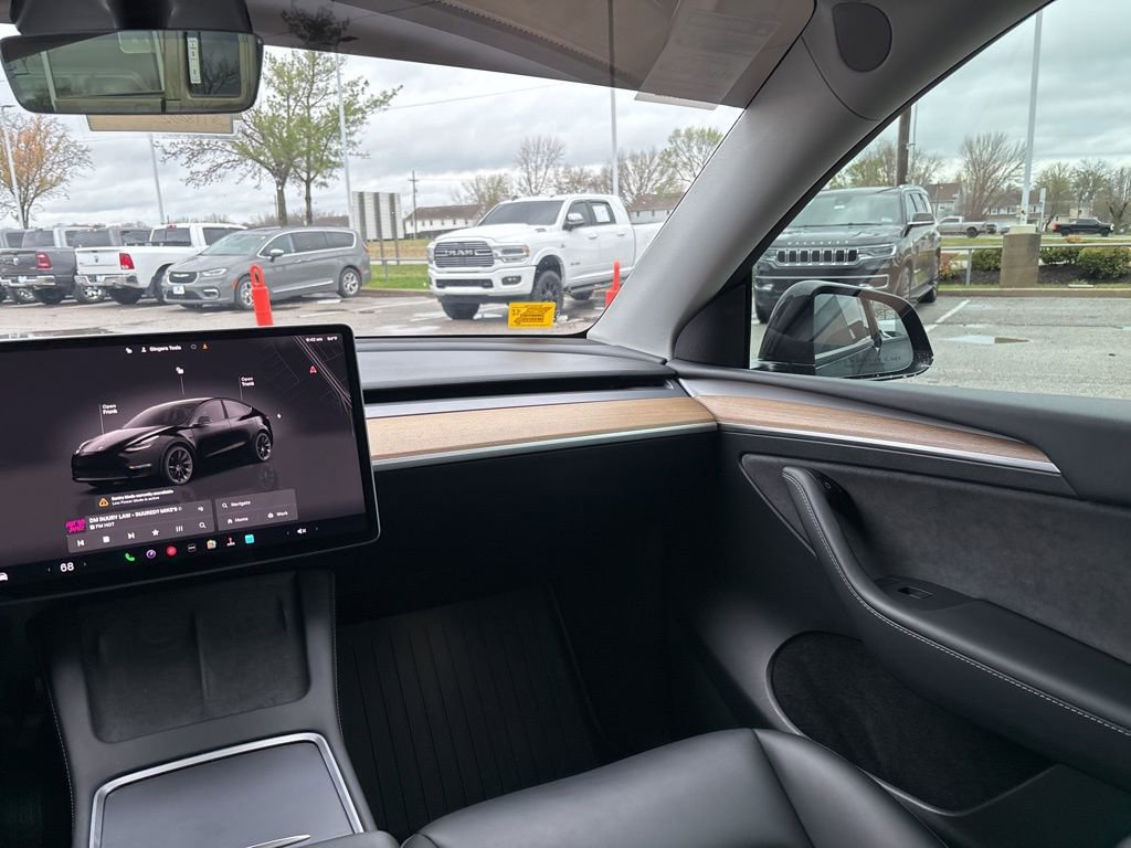 Used 2023 Tesla Model Y Long Range image 48