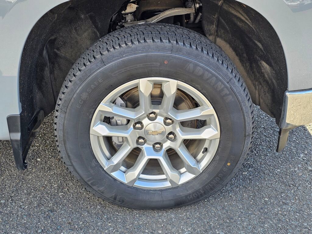 Used 2024 Chevrolet Silverado 1500 LT w/ Z71 Off-Road Package image 30