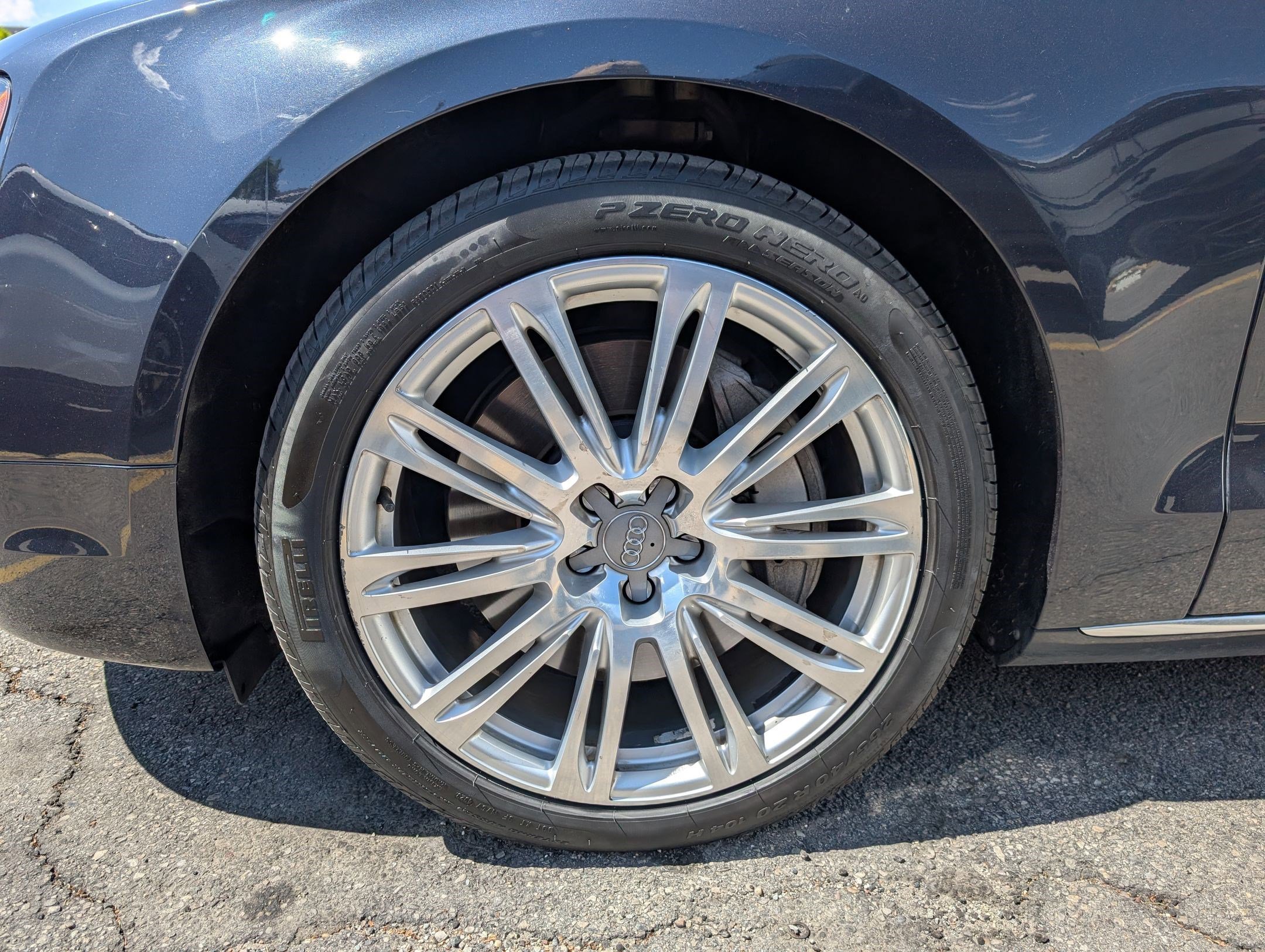 Used 2016 Audi A8 L TDI w/ Executive Package image 11