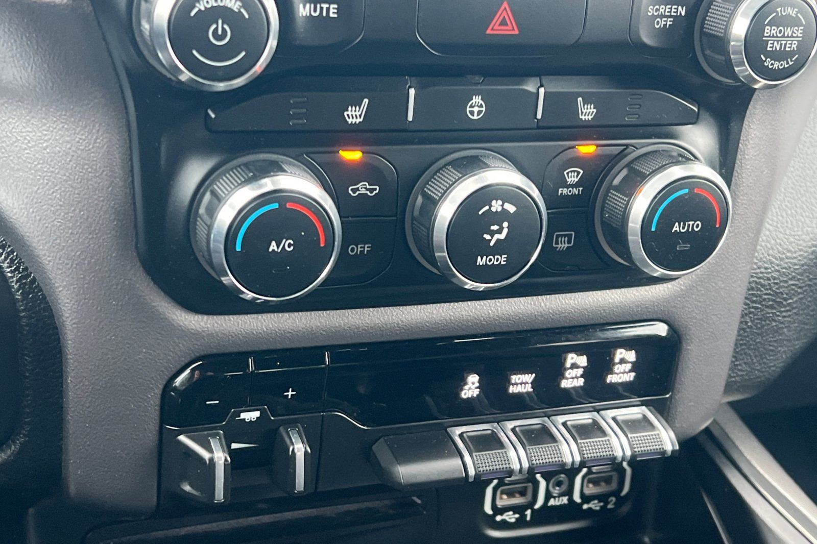 Used 2019 RAM 1500 Sport w/ Level 2 Equipment Group AWD/4WD image 16