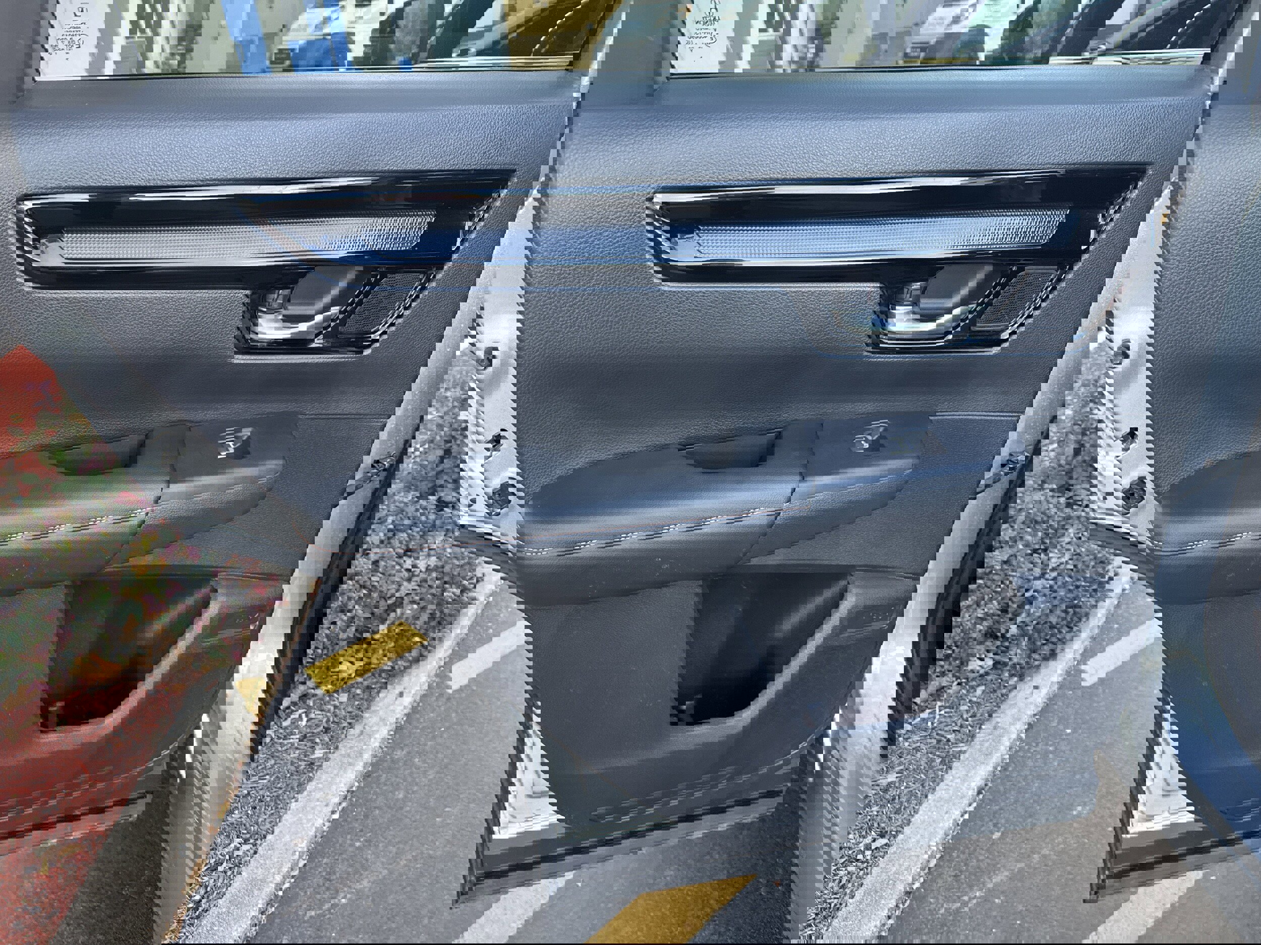 Used 2024 Honda CR-V Sport Touring image 11