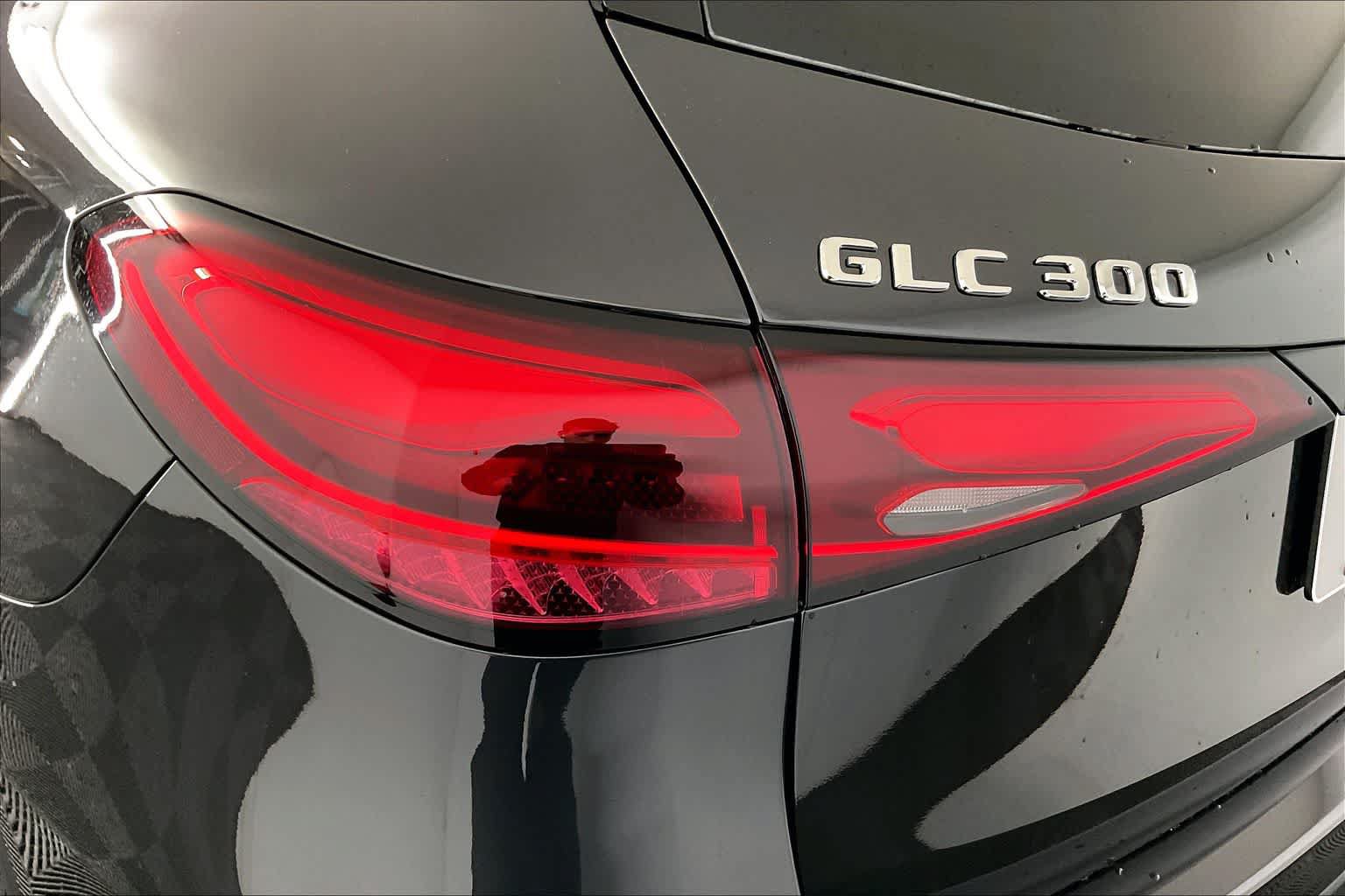 New 2025 Mercedes-Benz GLC 300 4MATIC image 6