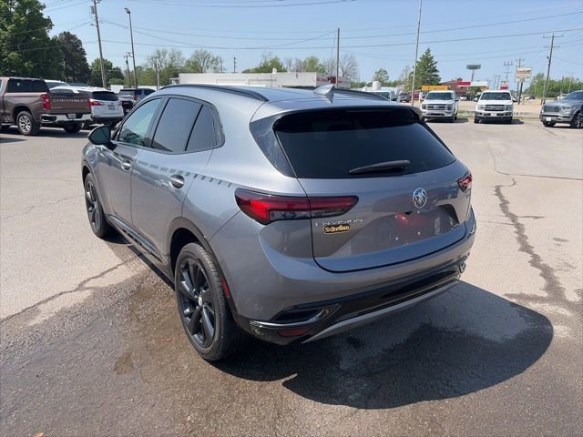 Used 2021 Buick Envision Essence w/ Sport Touring Package FWD image 4