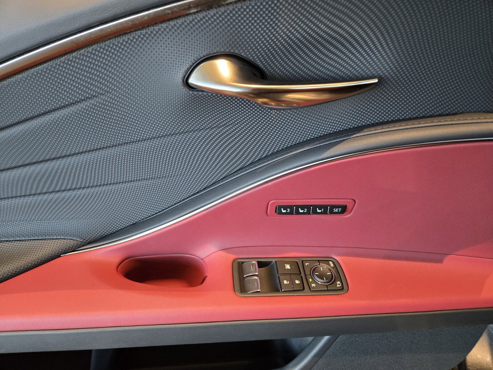 New 2026 Lexus LC 500 Convertible image 9