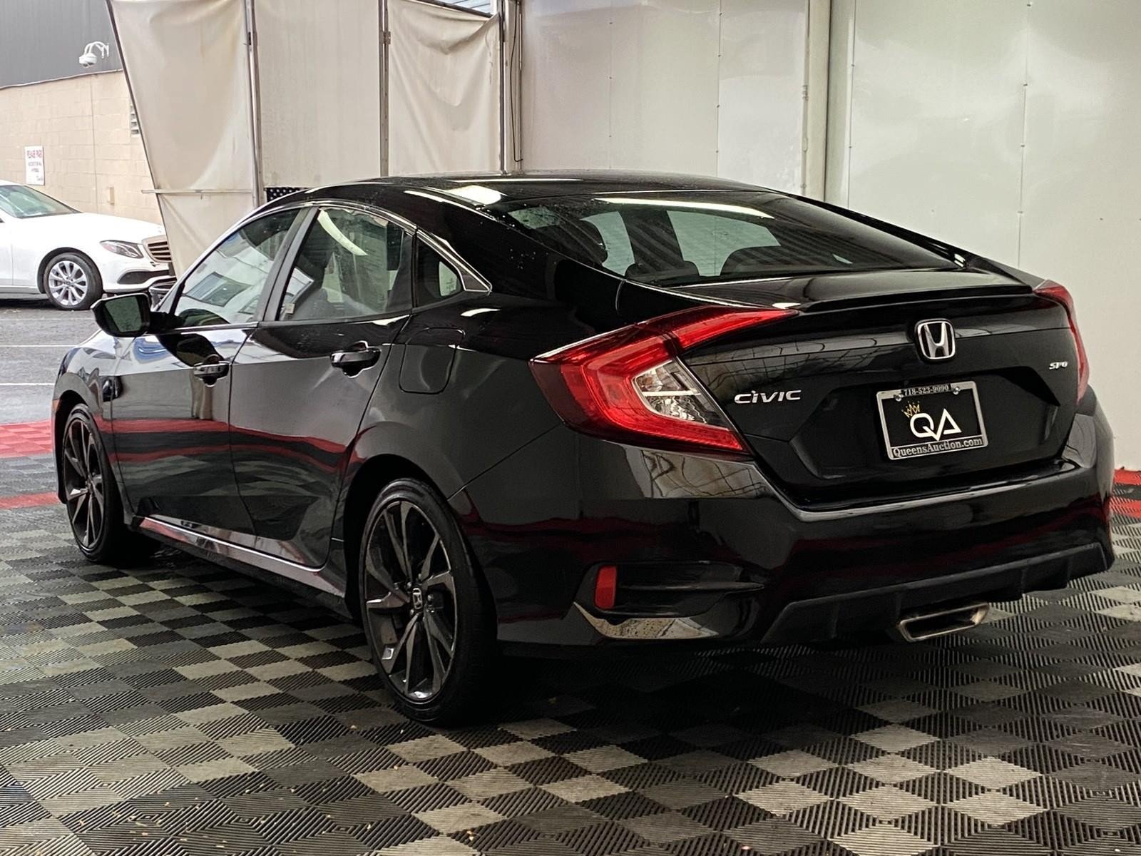 Used 2021 Honda Civic Sport image 4