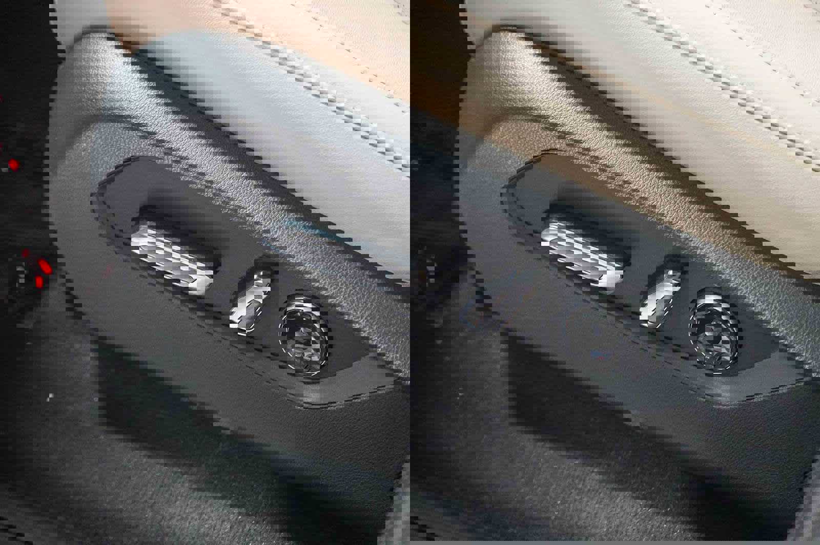 Used 2025 Acura MDX FWD w/ Technology Package image 23