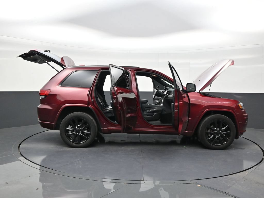Used 2021 Jeep Grand Cherokee Laredo X RWD image 29