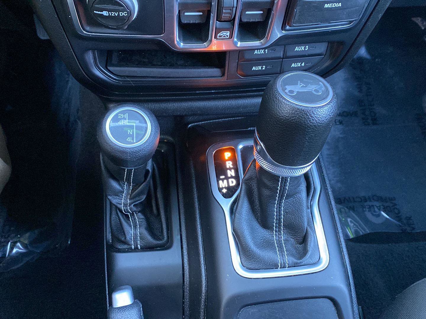 Used 2019 Jeep Wrangler Unlimited Sahara image 16