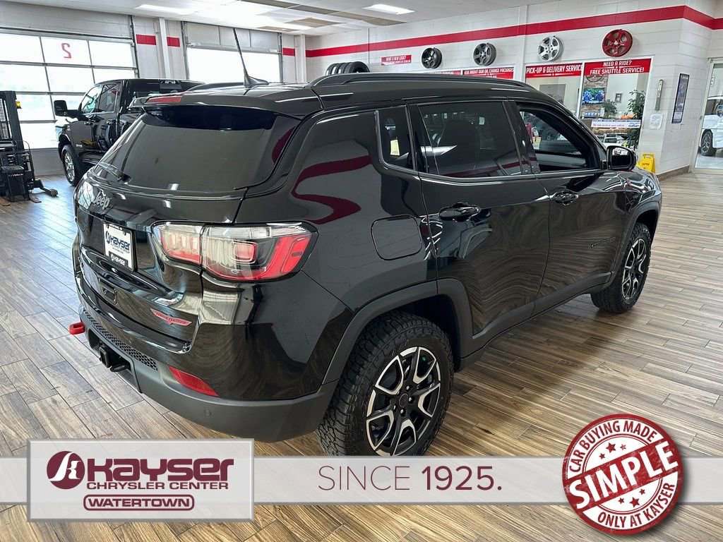 New 2026 Jeep Compass Trailhawk w/ Sun, Sound & Navigation Group image 5