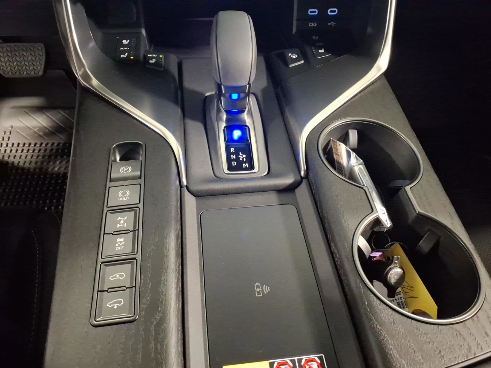 New 2026 Lexus LX 700h Luxury image 8