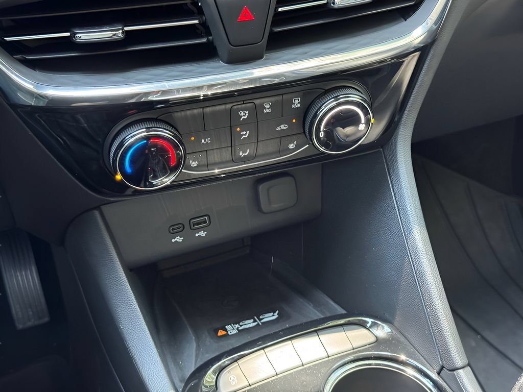 New 2026 Buick Encore GX Sport Touring w/ Advanced Technology Package FWD image 19