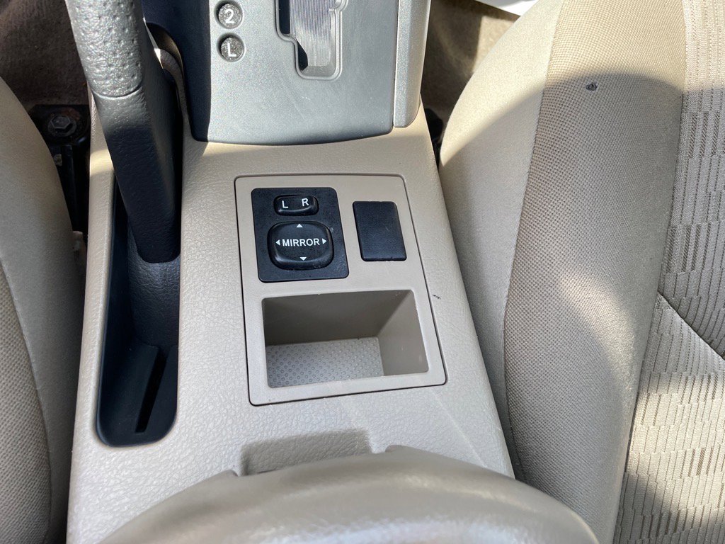 Used 2012 Toyota RAV4 4WD w/ Value Pkg image 17