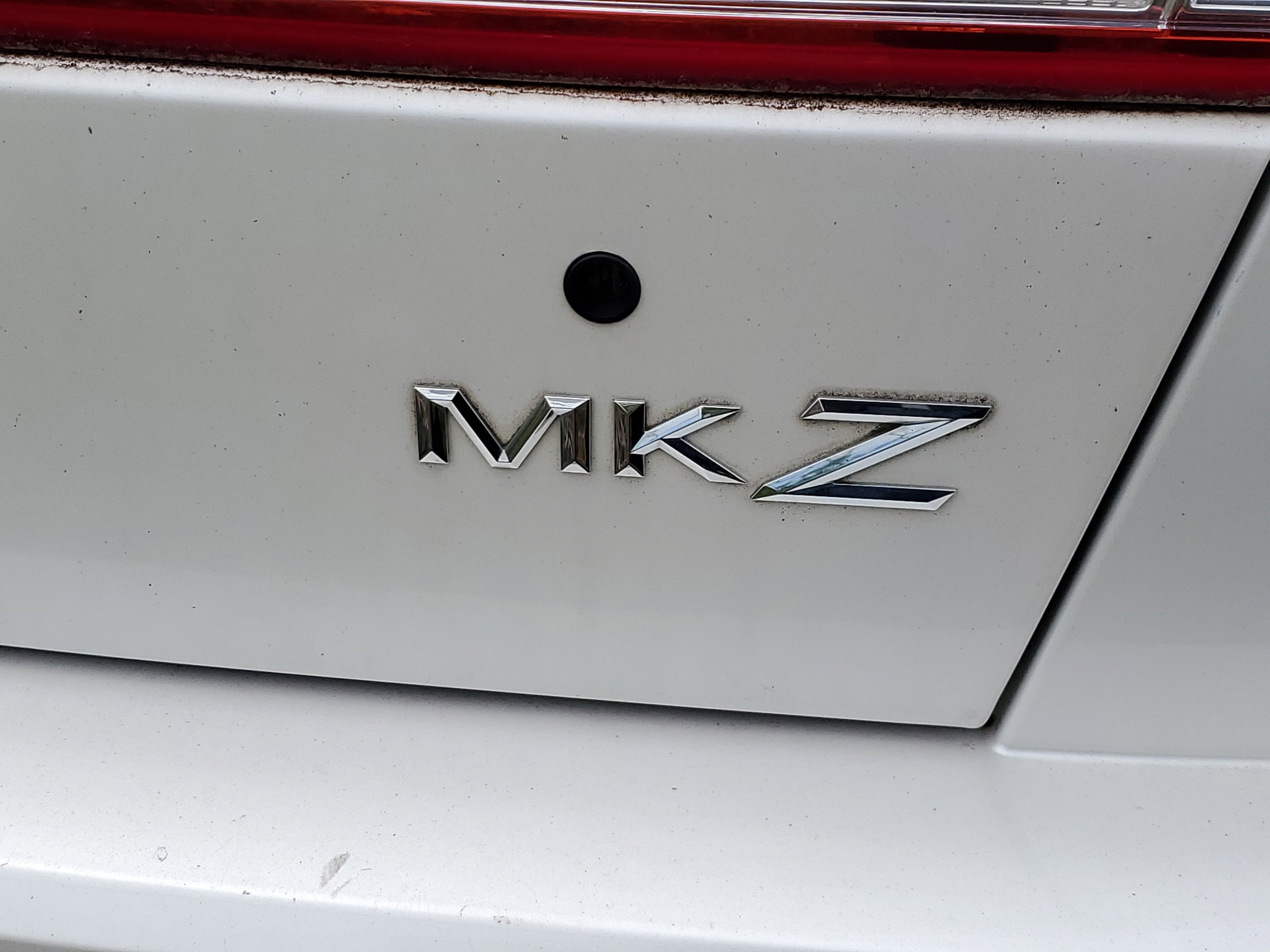 Used 2010 Lincoln MKZ FWD image 7