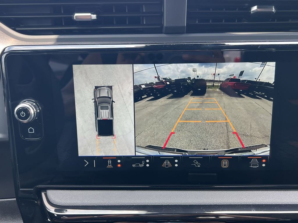 New 2025 GMC Sierra 1500 AT4 w/ Technology Package image 5