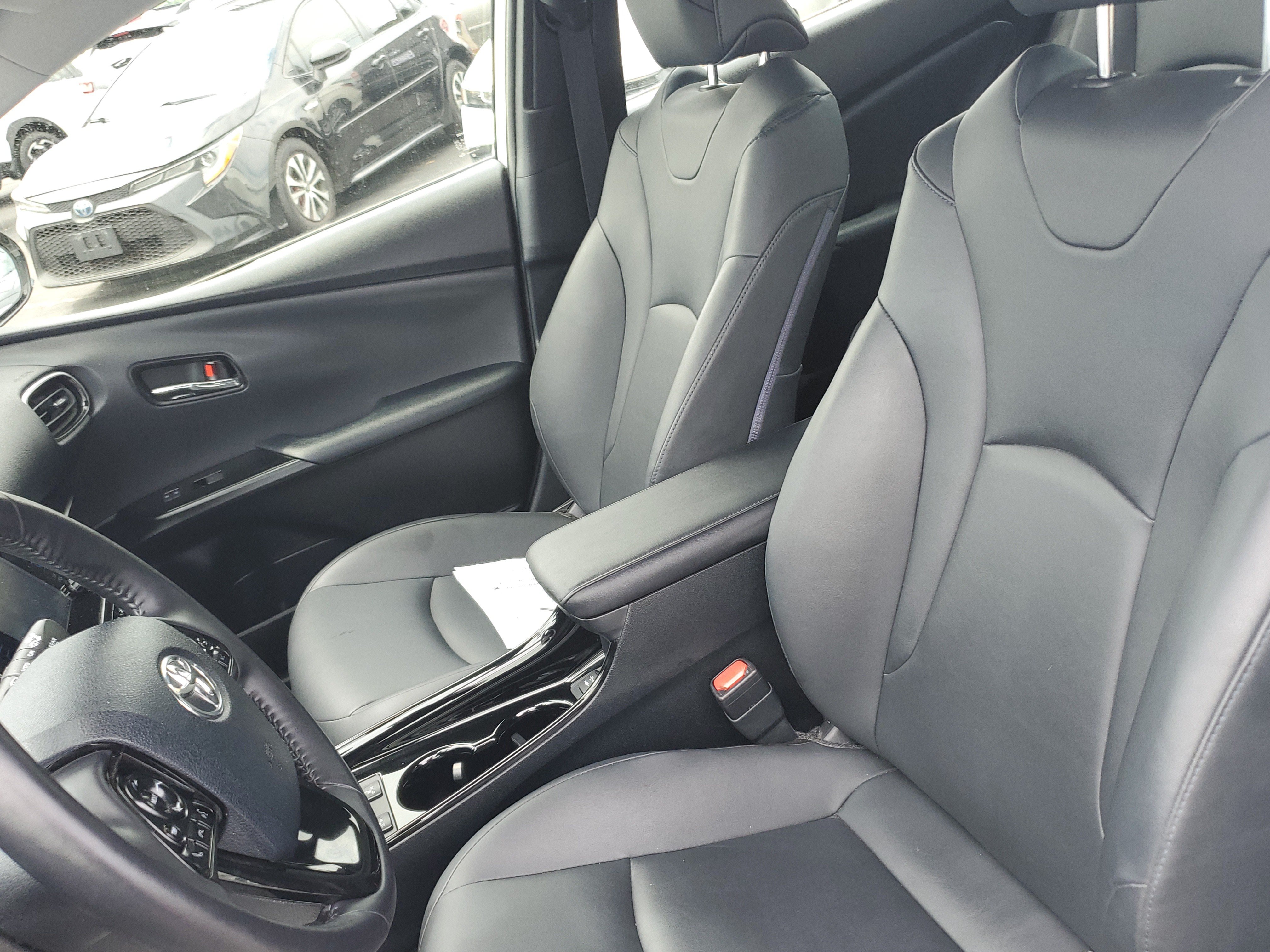 Used 2019 Toyota Prius XLE AWD/4WD image 15