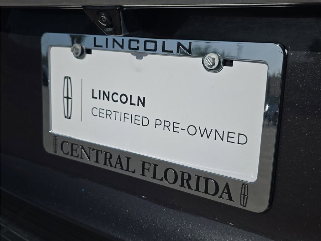 Certified 2023 Lincoln Navigator Reserve AWD/4WD image 5