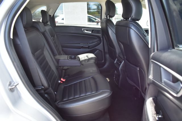Used 2019 Ford Edge SEL w/ Equipment Group 201A AWD/4WD image 42