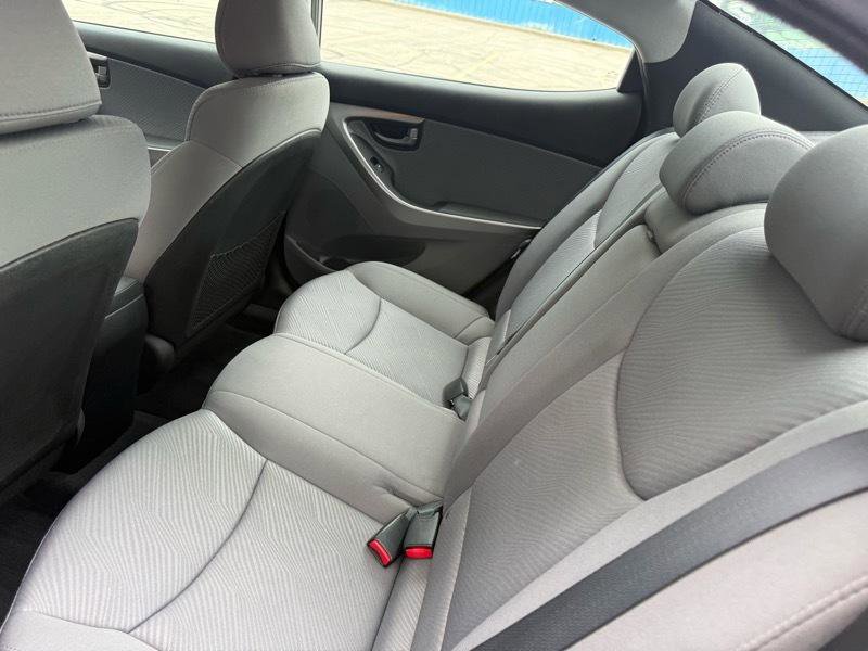 Used 2012 Hyundai Elantra GLS w/ Preferred Pkg 3 FWD image 29