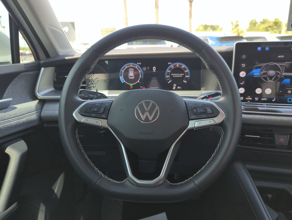 Used 2025 Volkswagen Tiguan S FWD image 25