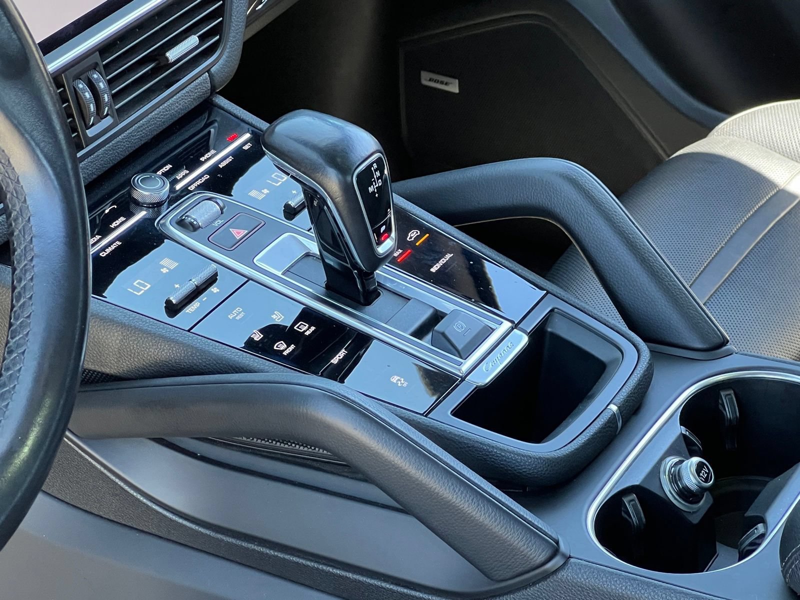 Certified 2019 Porsche Cayenne AWD/4WD image 28
