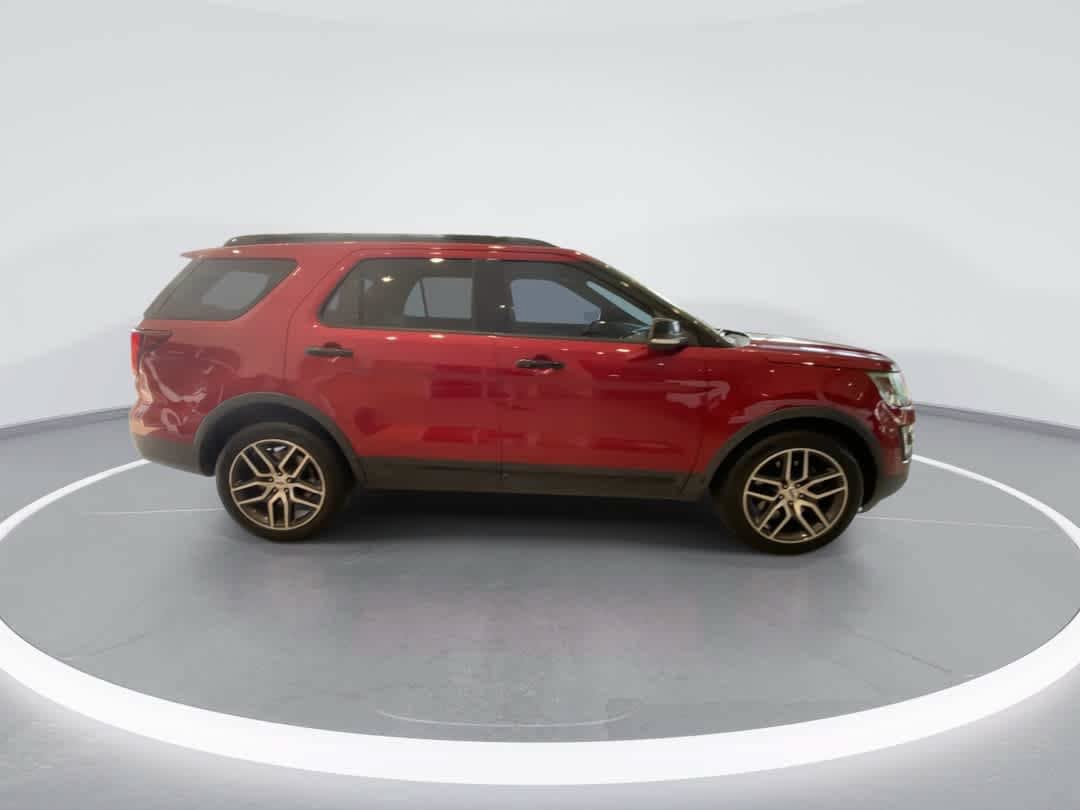 Used 2016 Ford Explorer Sport w/ Equipment Group 401A AWD/4WD image 9