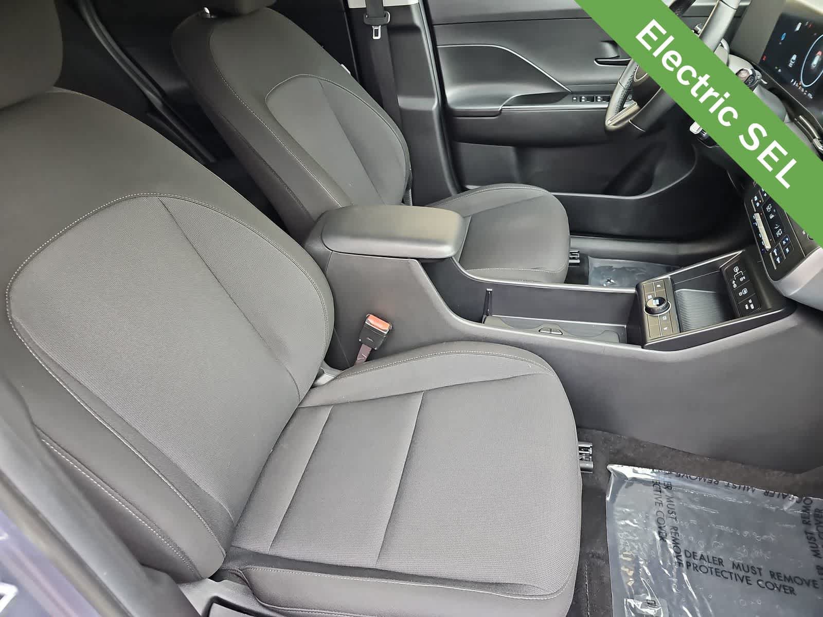 Certified 2024 Hyundai Kona SEL FWD image 18