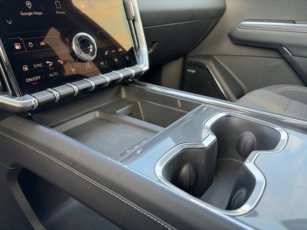 Used 2025 GMC Acadia Elevation image 24