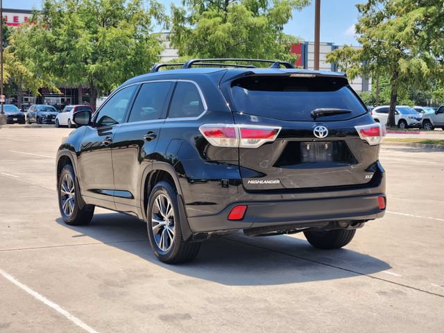 Used 2016 Toyota Highlander XLE FWD image 7