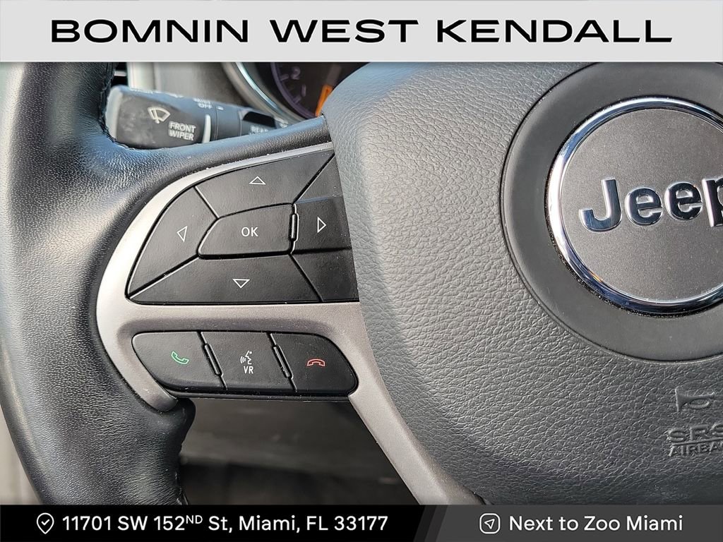 Used 2021 Jeep Grand Cherokee Laredo X image 15