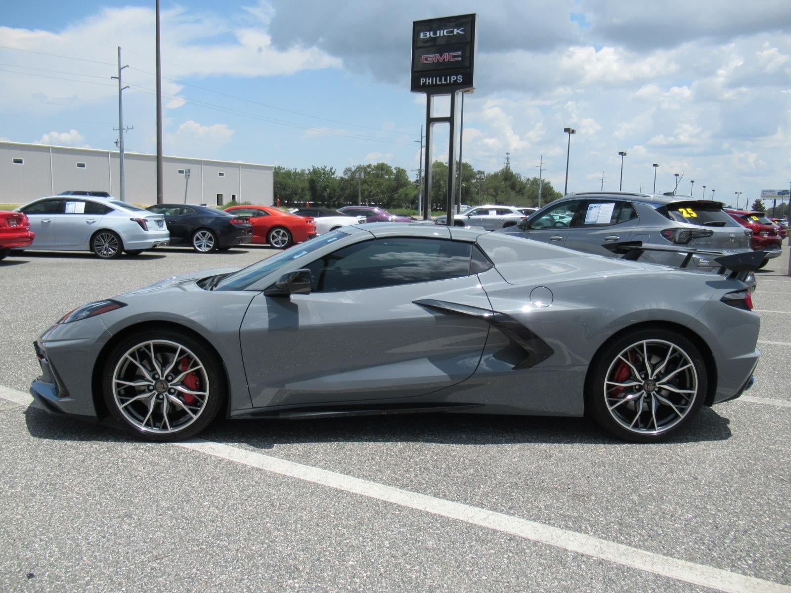 Used 2024 Chevrolet Corvette Stingray Preferred Conv w/ Z51 Performance Package RWD image 5
