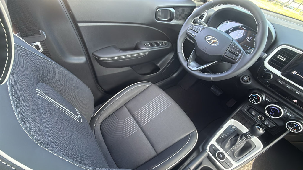 New 2026 Hyundai Venue SEL FWD image 14