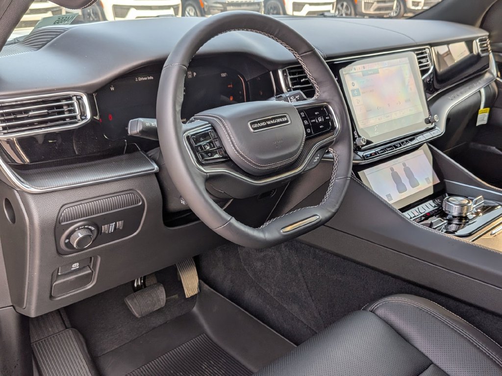 New 2026 Jeep Grand Wagoneer Summit w/ Premium Group III AWD/4WD image 33