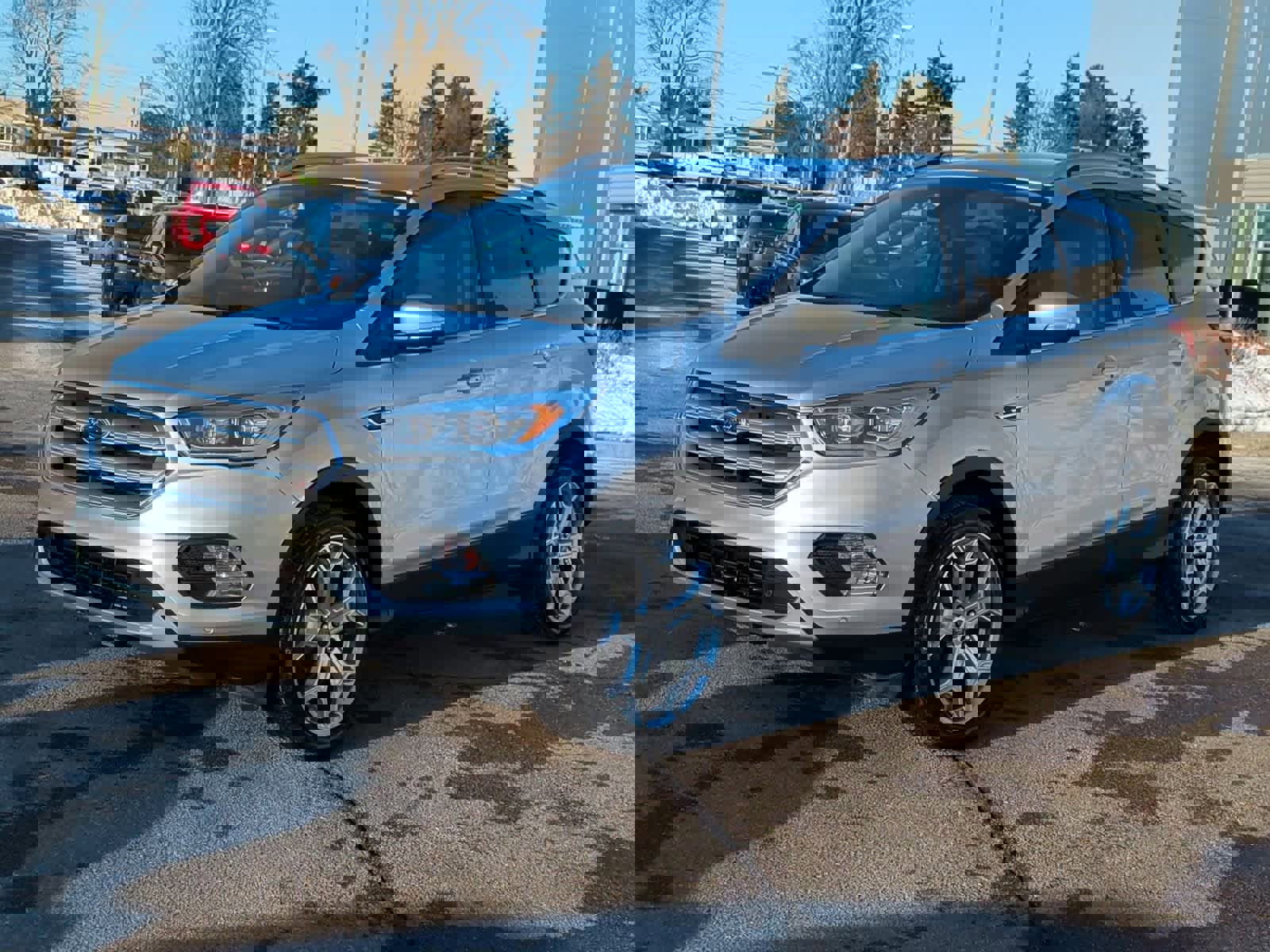 Used 2019 Ford Escape Titanium image 4
