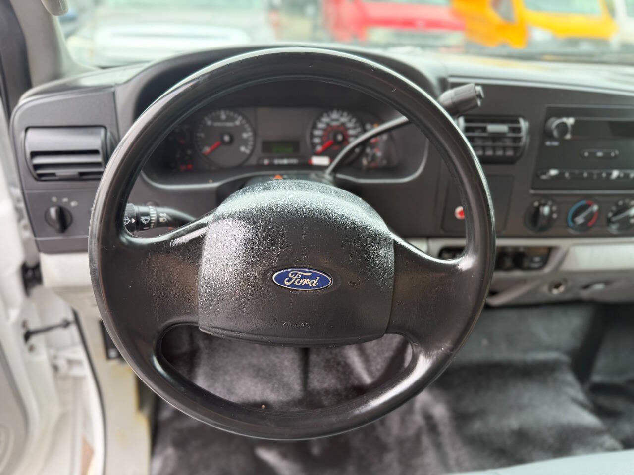 Used 2006 Ford F450 2WD Regular Cab Super Duty image 27